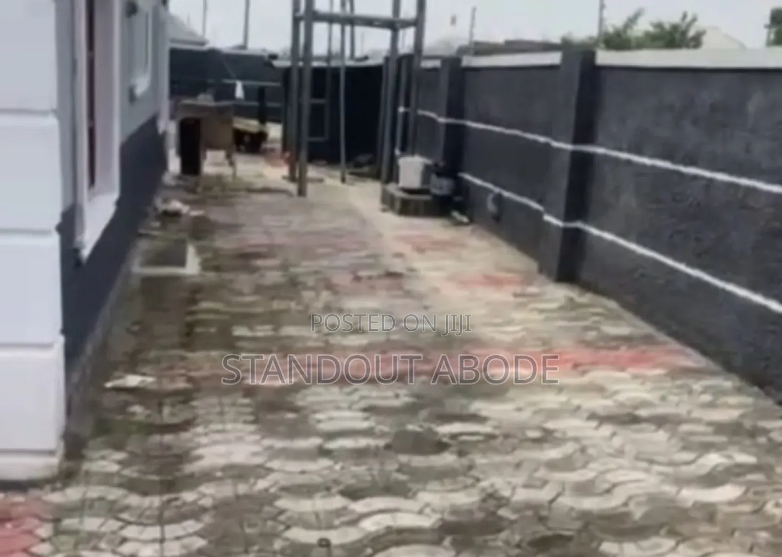 3bdrm Bungalow in Oreta Igbogbo for sale