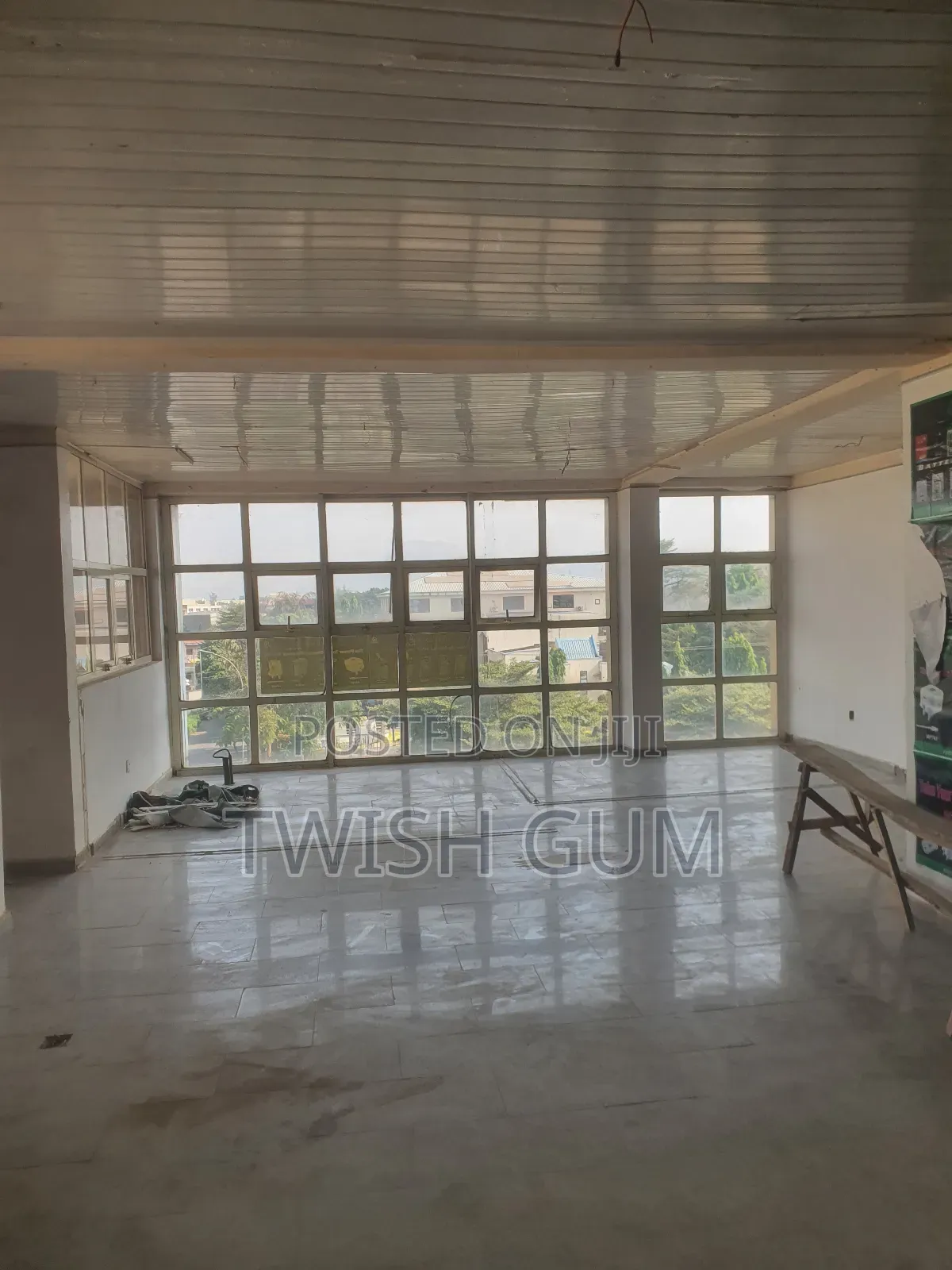 Office Space to Let(60sqm)