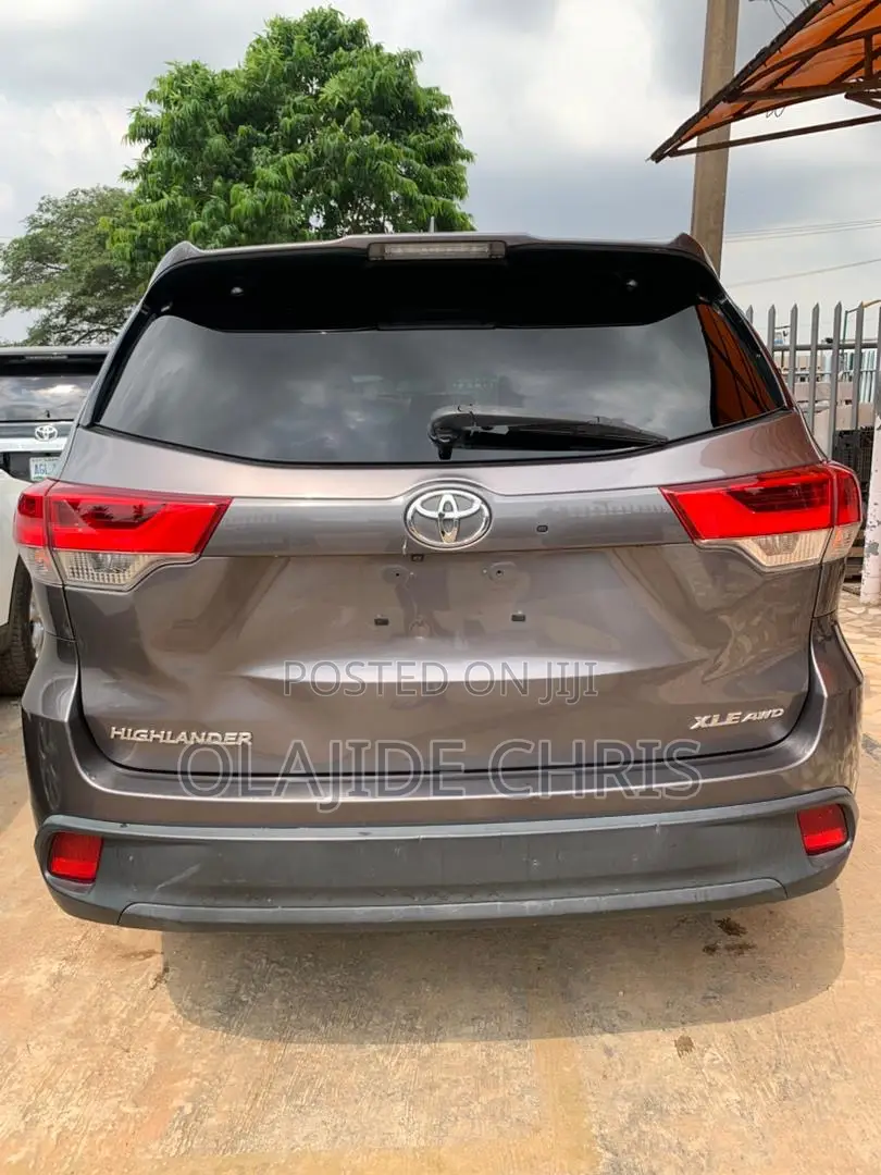 Toyota Highlander 2016 Gray