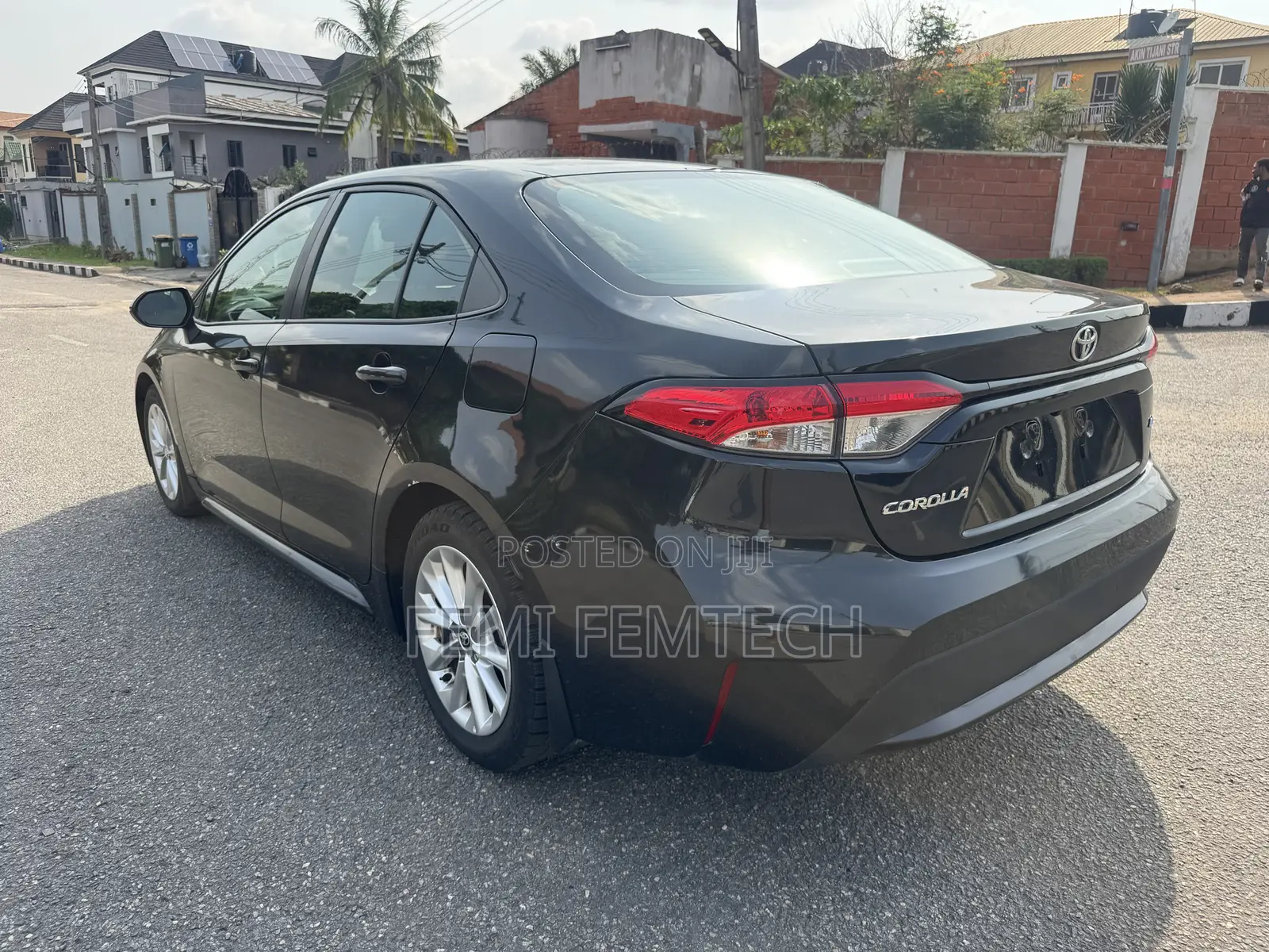 Toyota Corolla LE 2021 Black