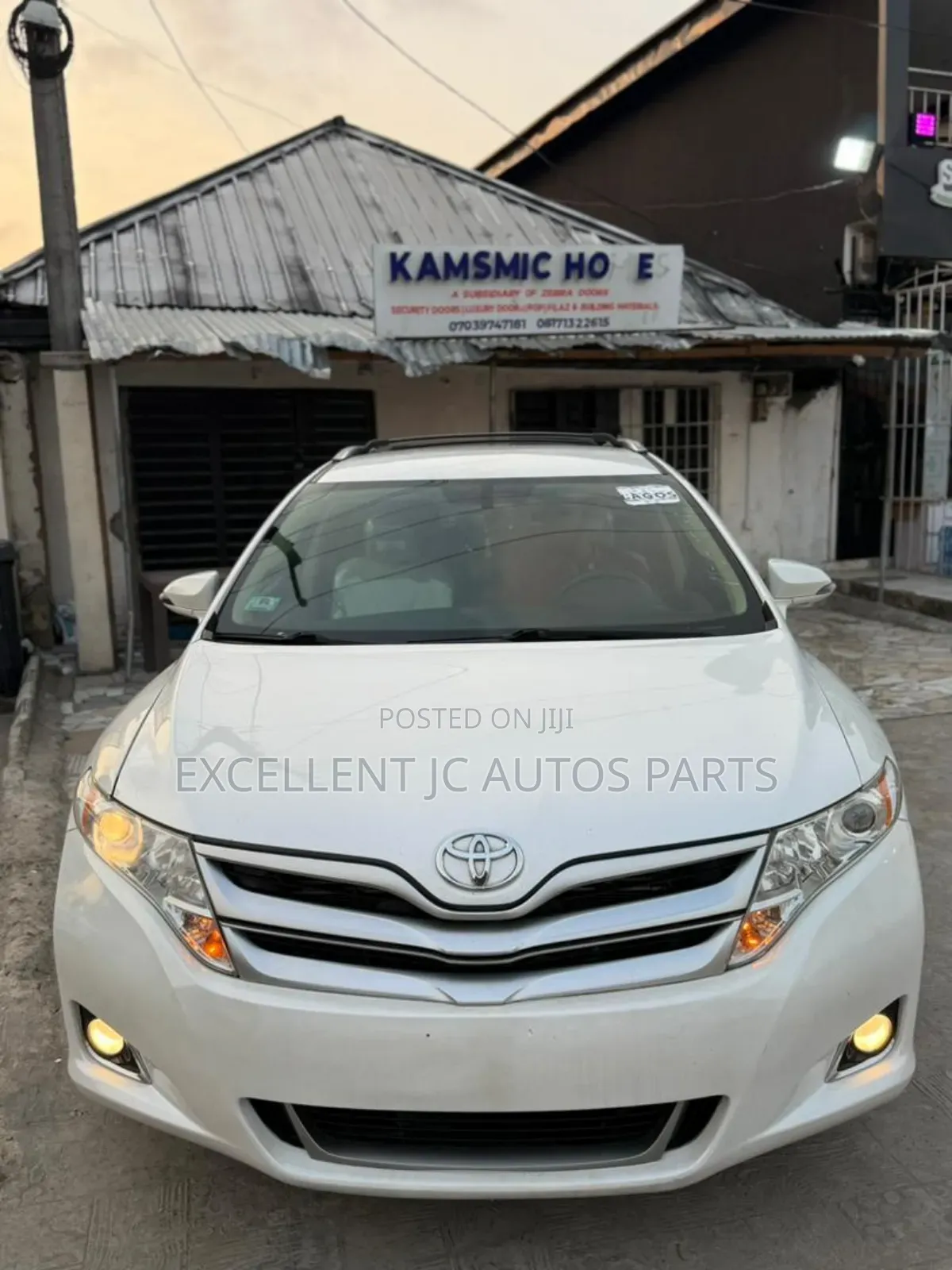 Toyota Venza XLE 4dr Wagon (2.7L 4cyl 6A) 2015 White