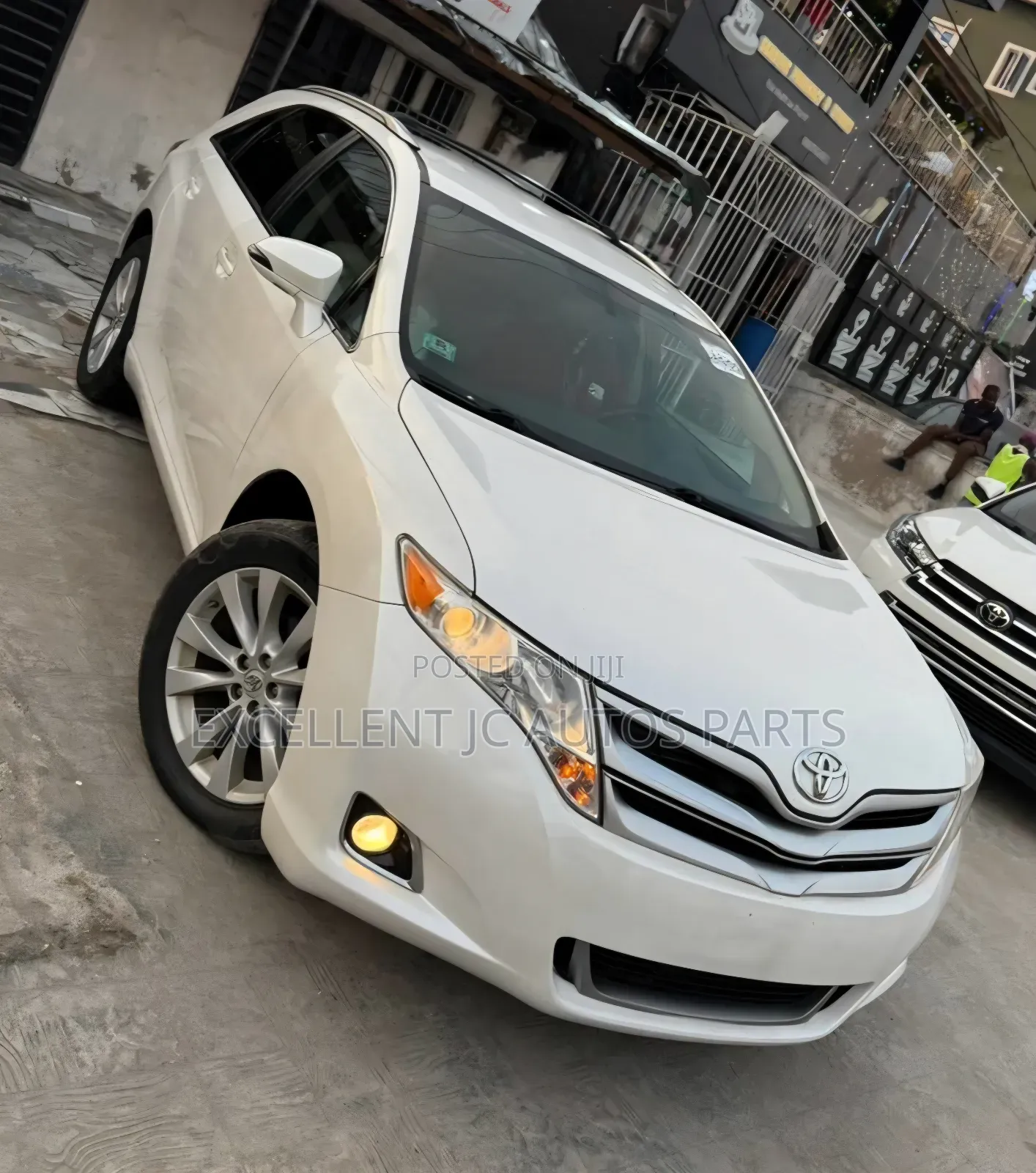 Toyota Venza XLE 4dr Wagon (2.7L 4cyl 6A) 2015 White
