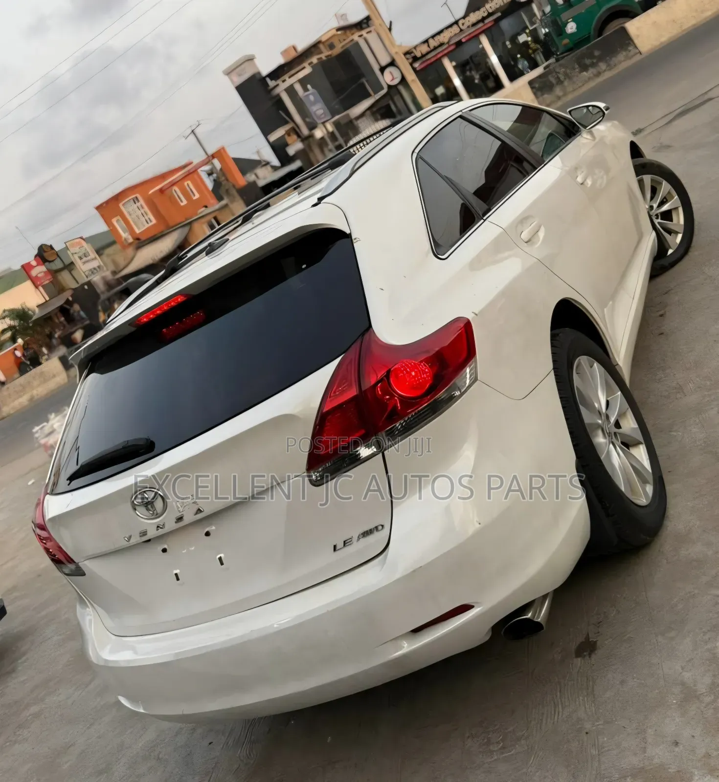 Toyota Venza XLE 4dr Wagon (2.7L 4cyl 6A) 2015 White