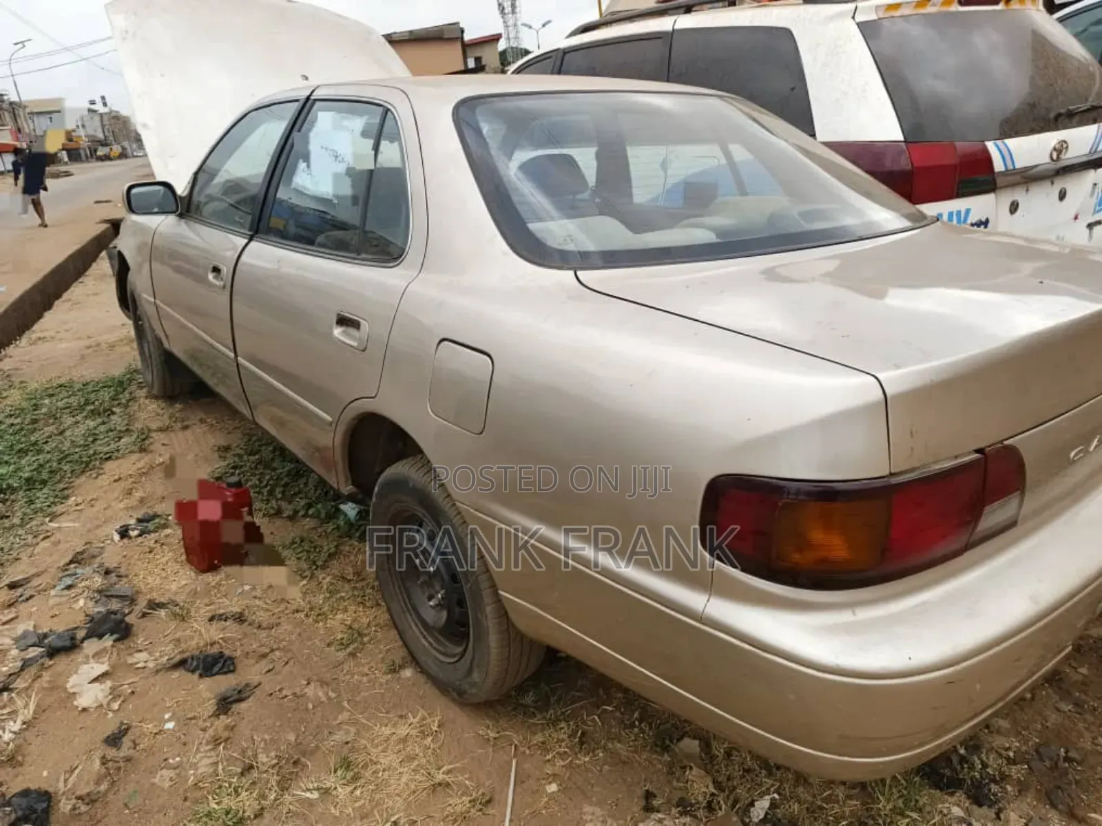 Toyota Camry Automatic 1999 Gold