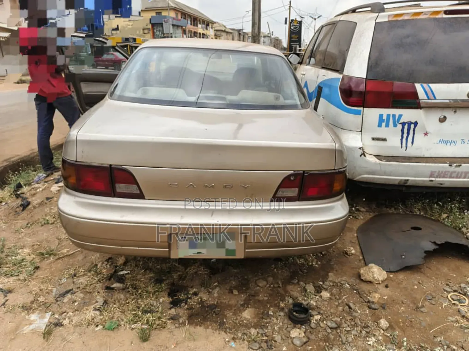 Toyota Camry Automatic 1999 Gold