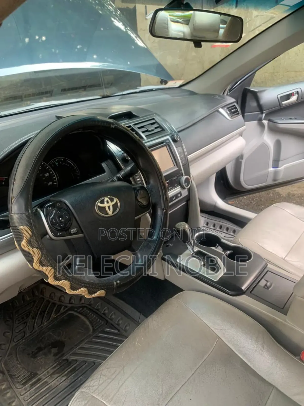 Toyota Camry LE 4dr Sedan (2.5L 4cyl 6A) 2013 Gray