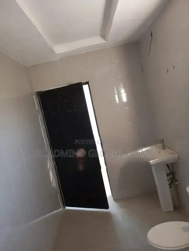 3bdrm Duplex in Lugbe, FHA for sale