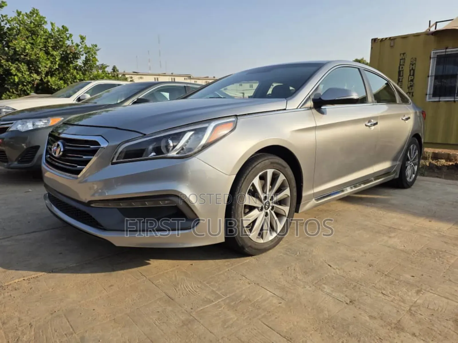 Hyundai Sonata Sport 4dr Sedan (2.4L 4cyl 6A) 2015 Silver
