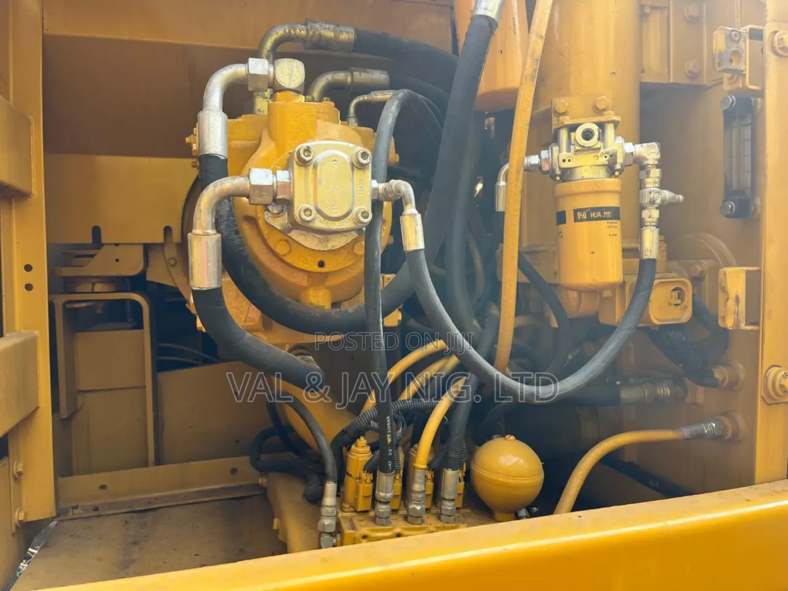 Cat Excavator 320 Bl - Foreign Use