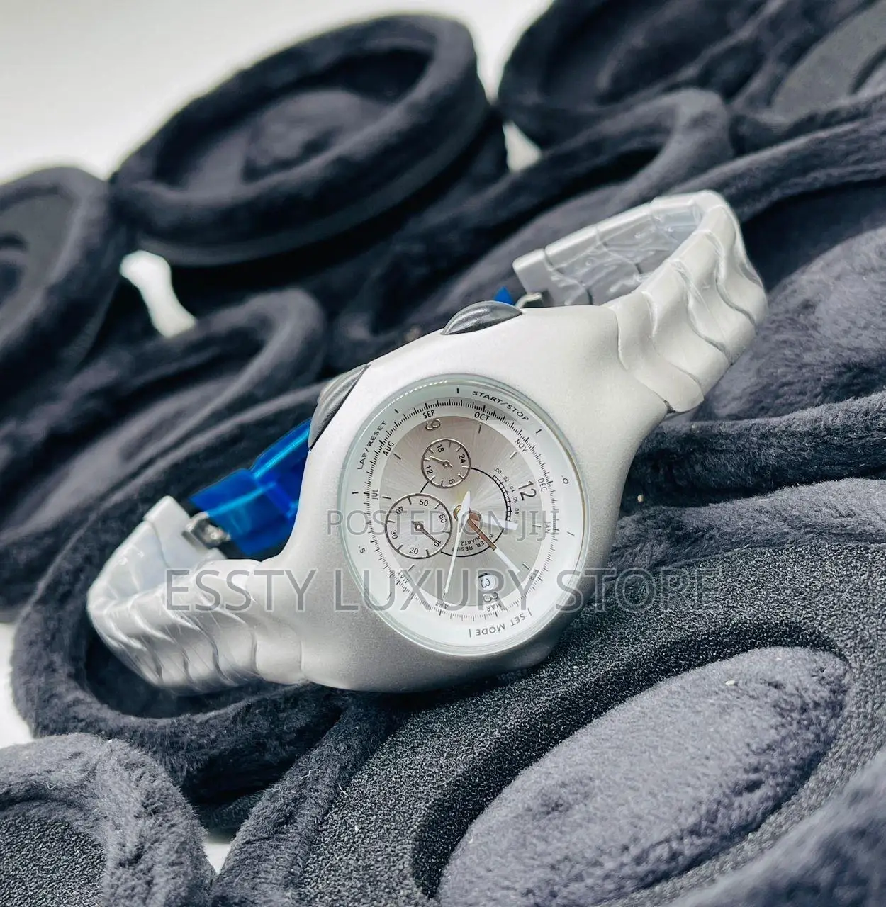 High Quality Luxury Nike Analog Chain Wristwatch