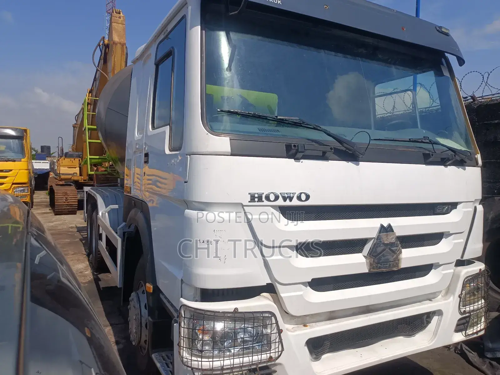 Howo Sinotruk Concrete Mixer 2021 White