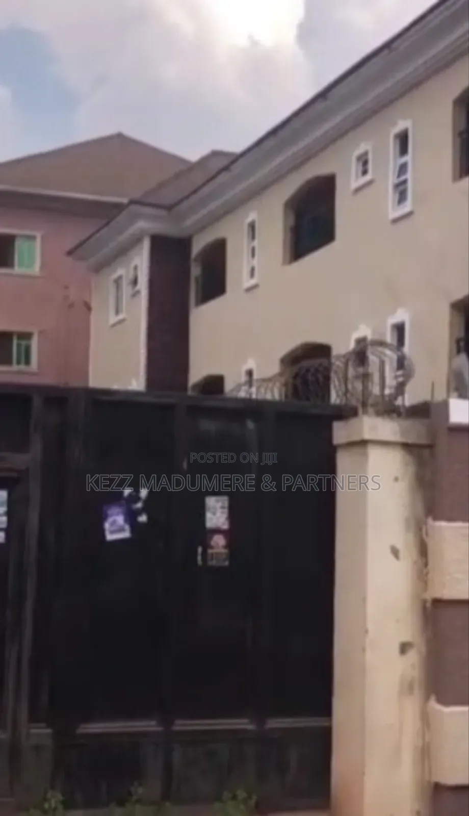 9bdrm Block of Flats in New Heaven Extension for sale