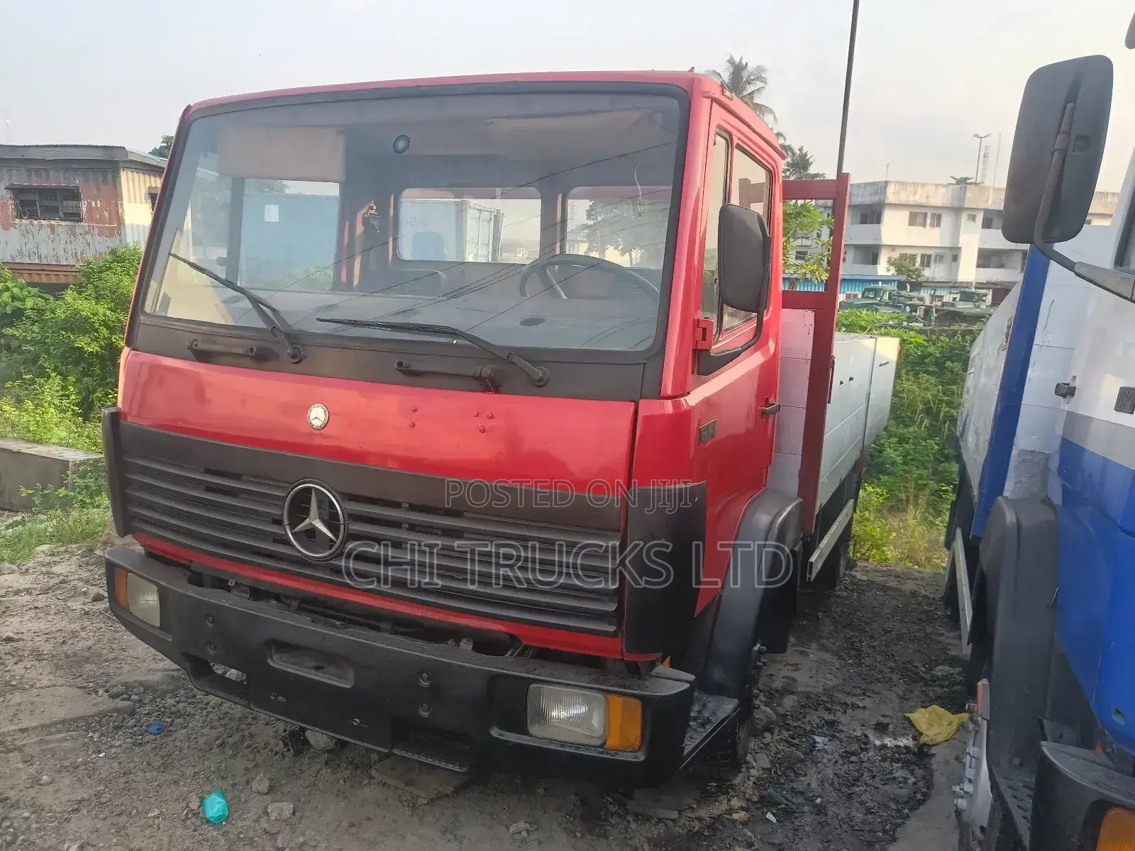 Mercedes 814 Block Truck
