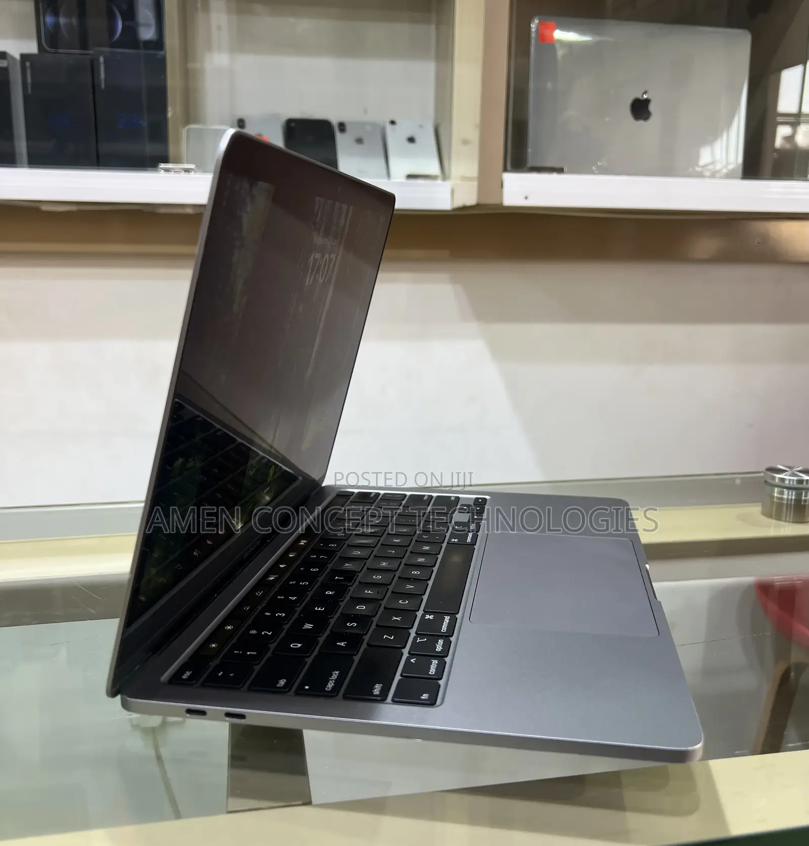 Laptop Apple MacBook Pro 2020 16GB Intel Core I7 SSD 512GB