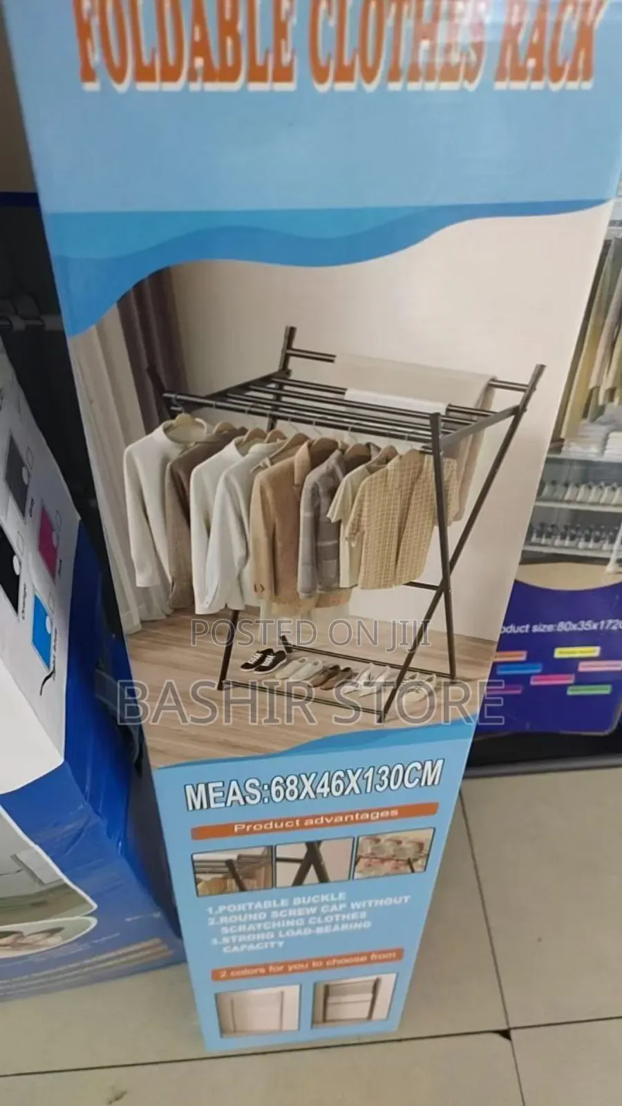 Foldable Metal Clothes Rack Used for Drying or Storing Garments
