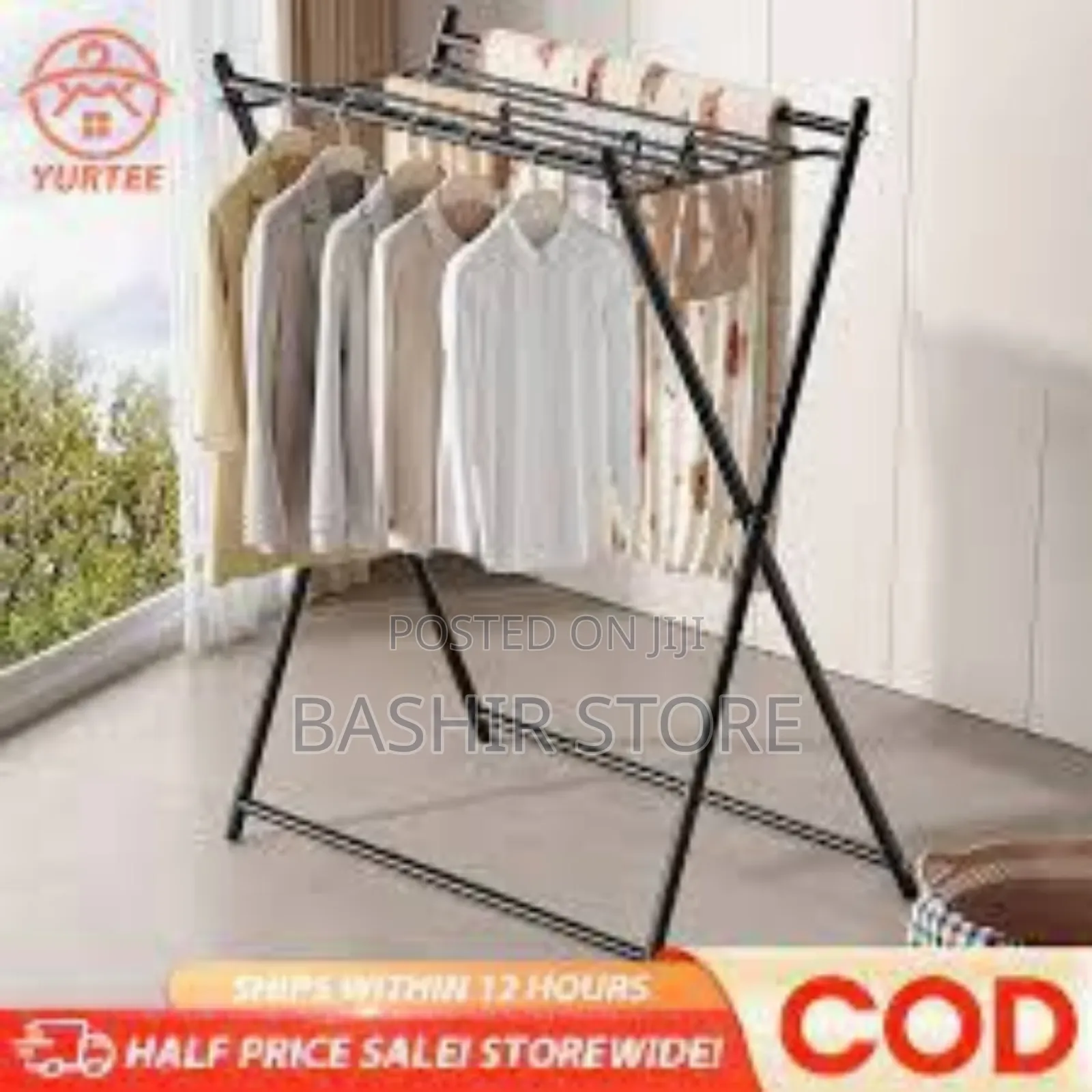 Foldable Metal Clothes Rack Used for Drying or Storing Garments