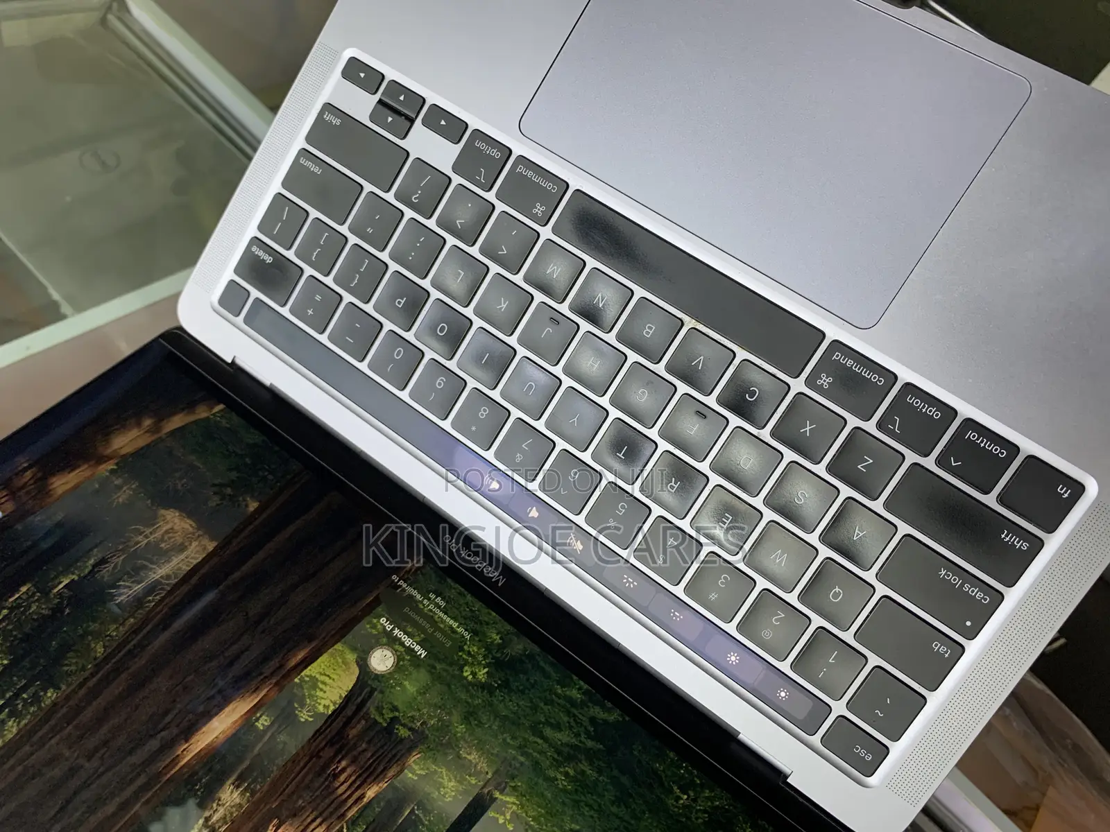 Laptop Apple MacBook Pro 2020 16GB Intel Core i7 SSD 512GB