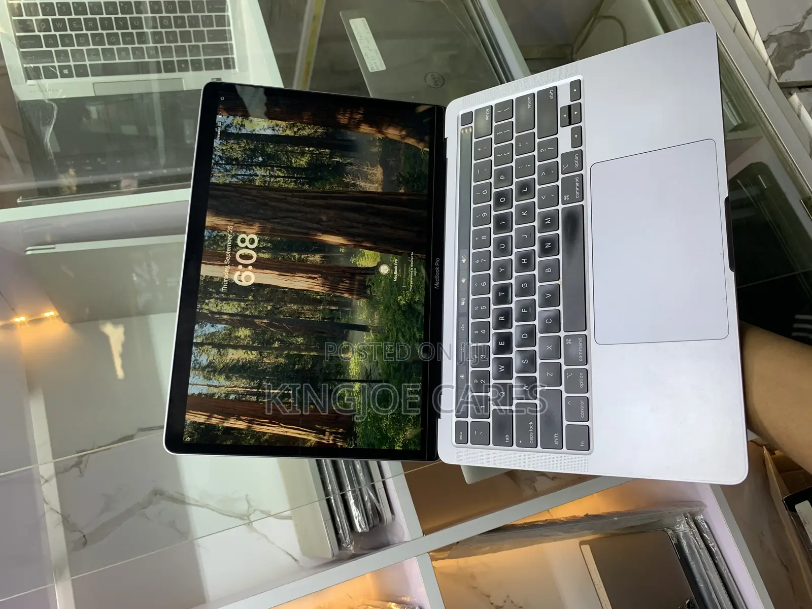 Laptop Apple MacBook Pro 2020 16GB Intel Core i7 SSD 512GB