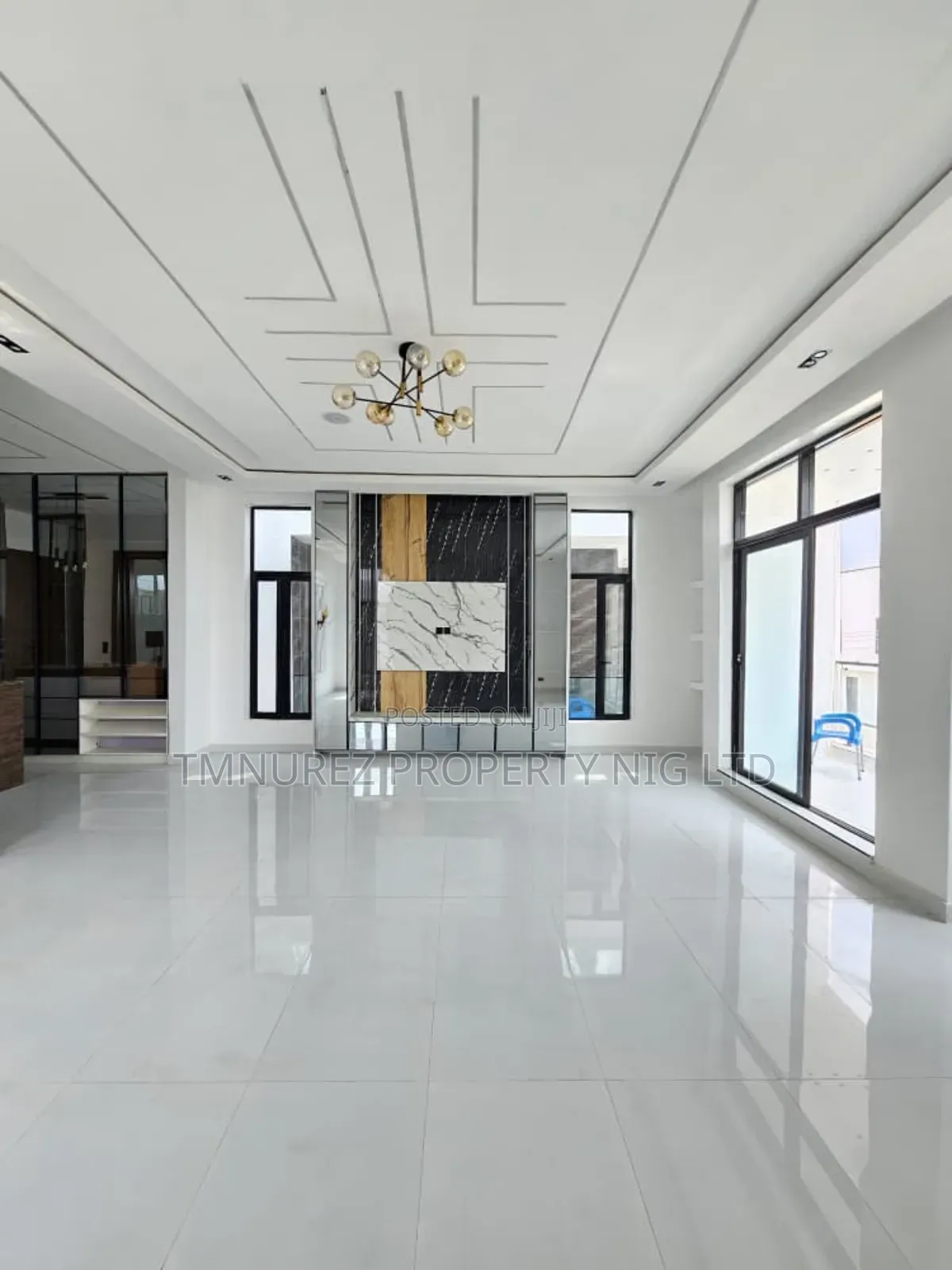 5bdrm Duplex in Ajah Lekki for sale