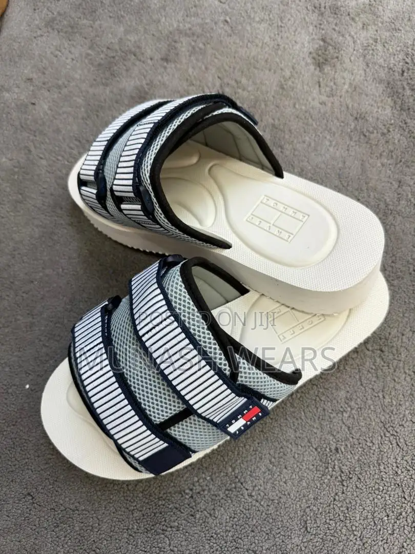 Tommy Classic Slide