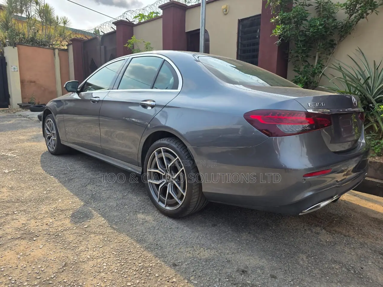 Mercedes-Benz E350 2023 Gray