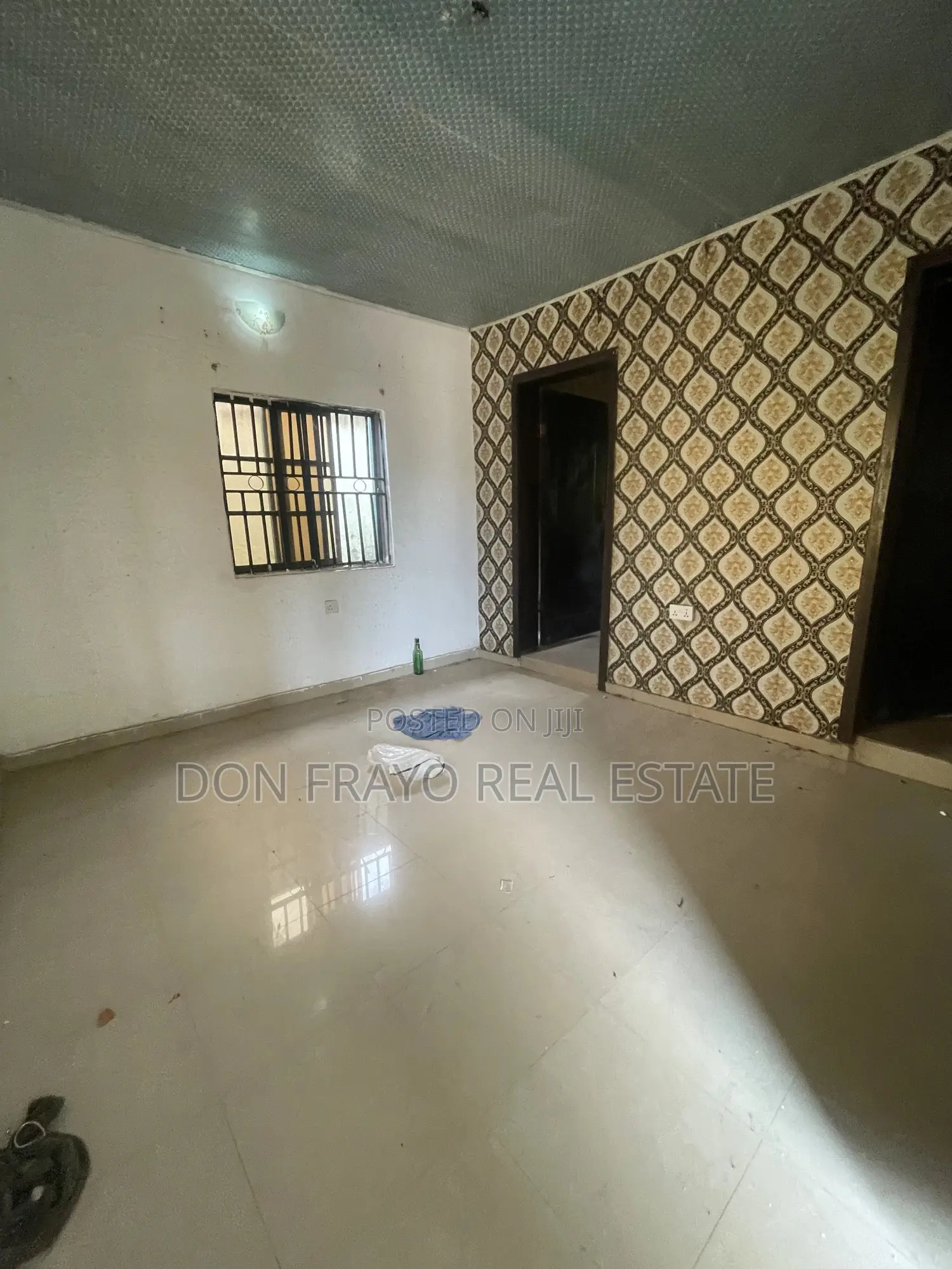 6bdrm Bungalow in Fastac Elewuro, Akobo for sale