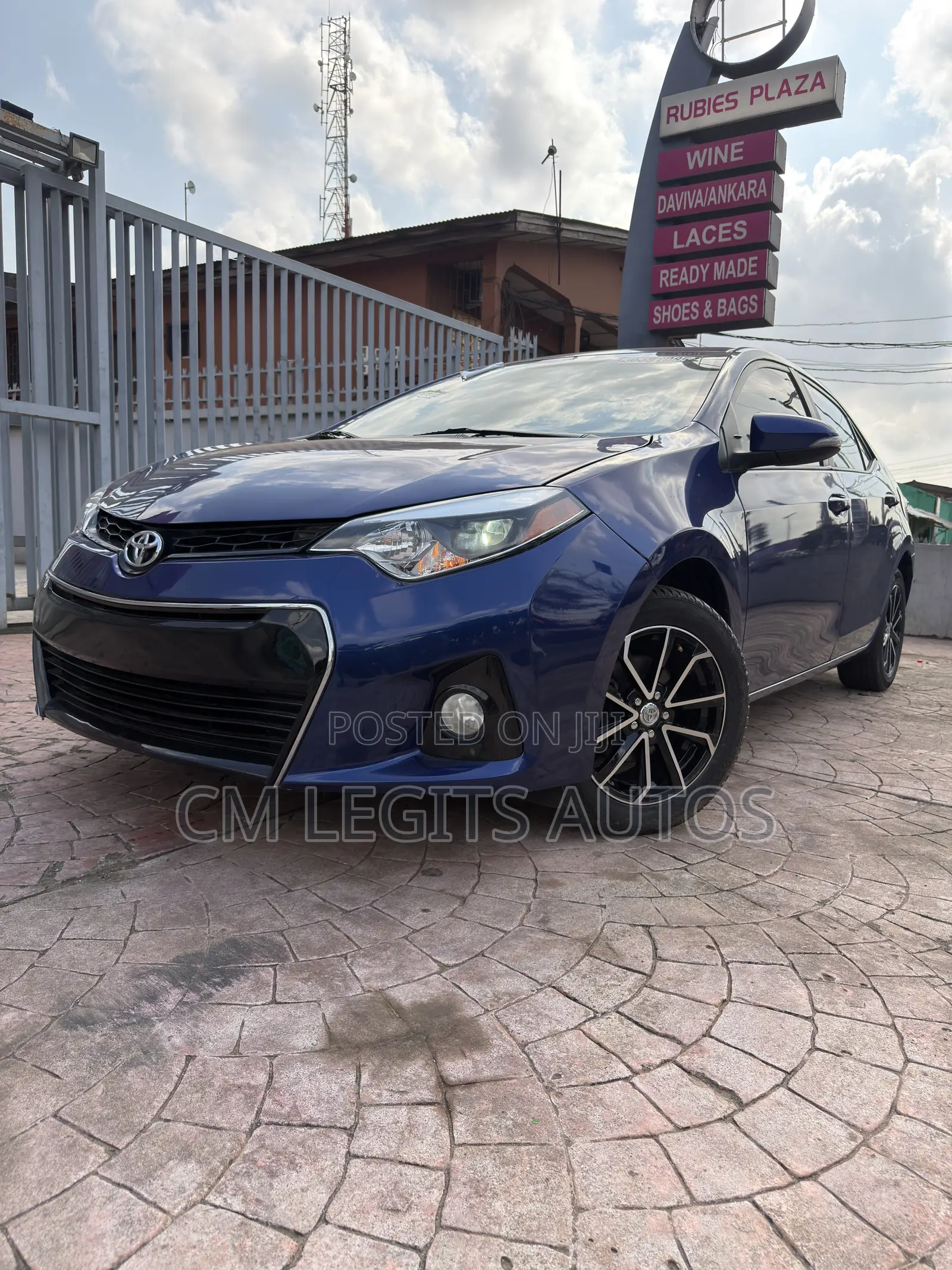 Toyota Corolla S 4dr Sedan (1.8L 4cyl CVT) 2014 Blue