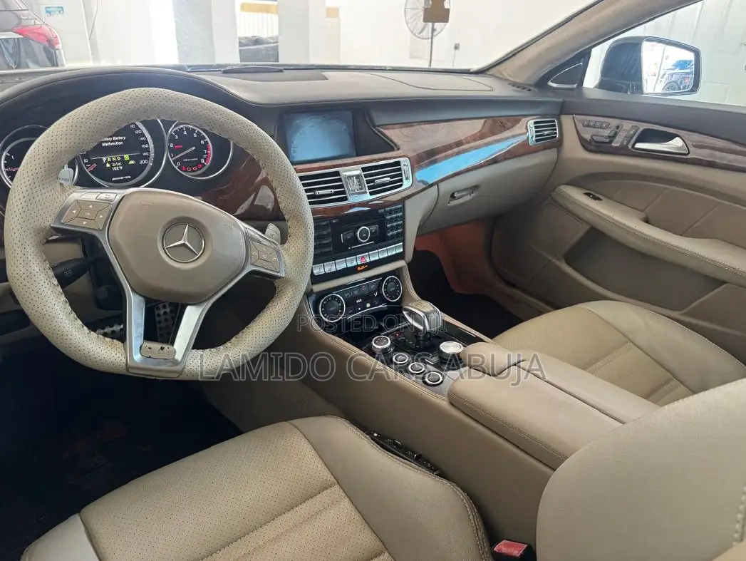 Mercedes-Benz CLS 63 AMG 2011 White