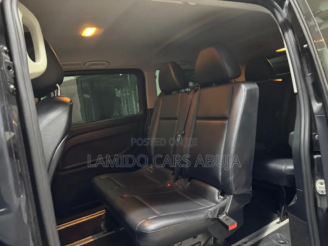 Mercedes-Benz Metris 2.0 FWD 2018 Black