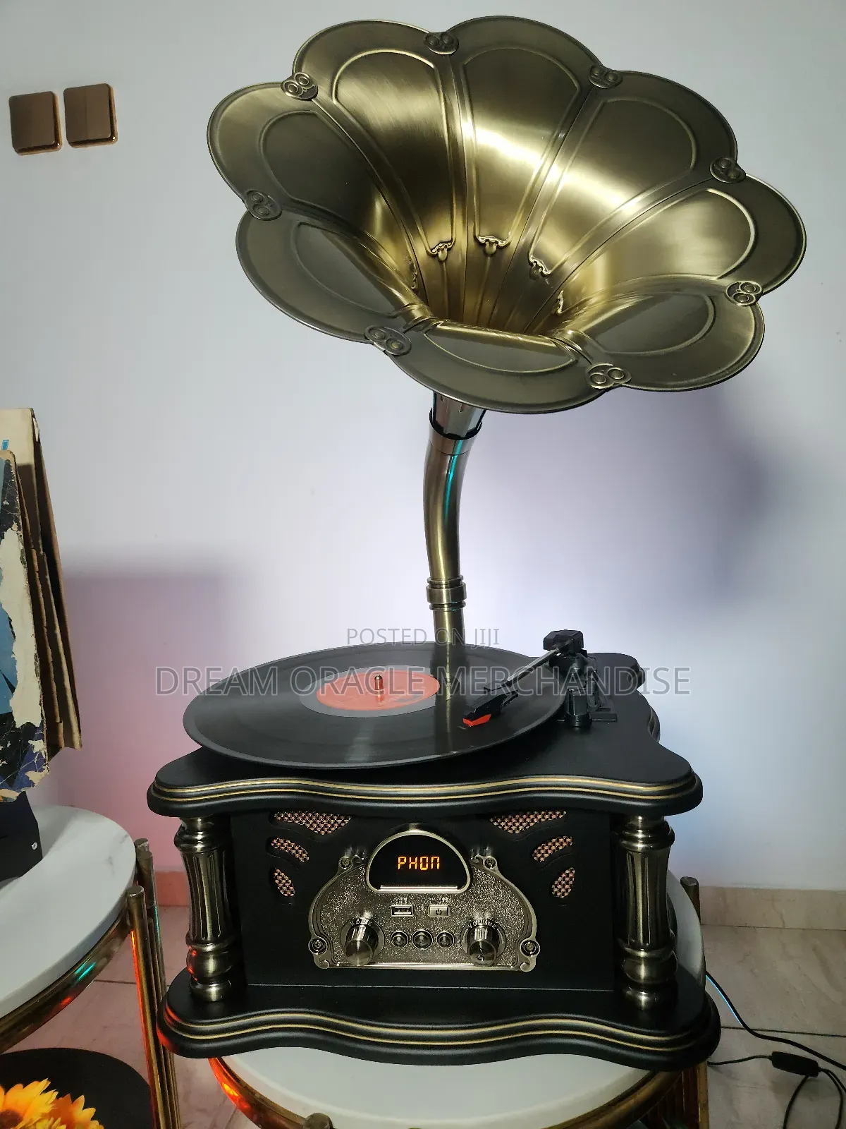 European Retro Gramophone