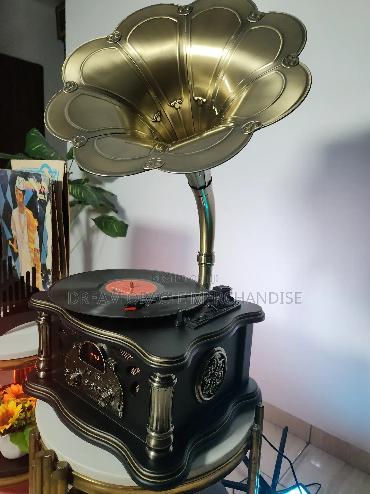 European Retro Gramophone