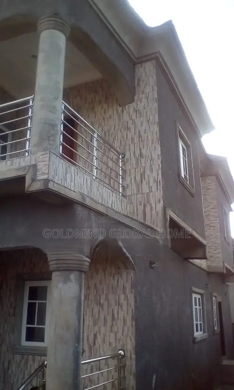 5bdrm Duplex in Apo Resettlement for sale