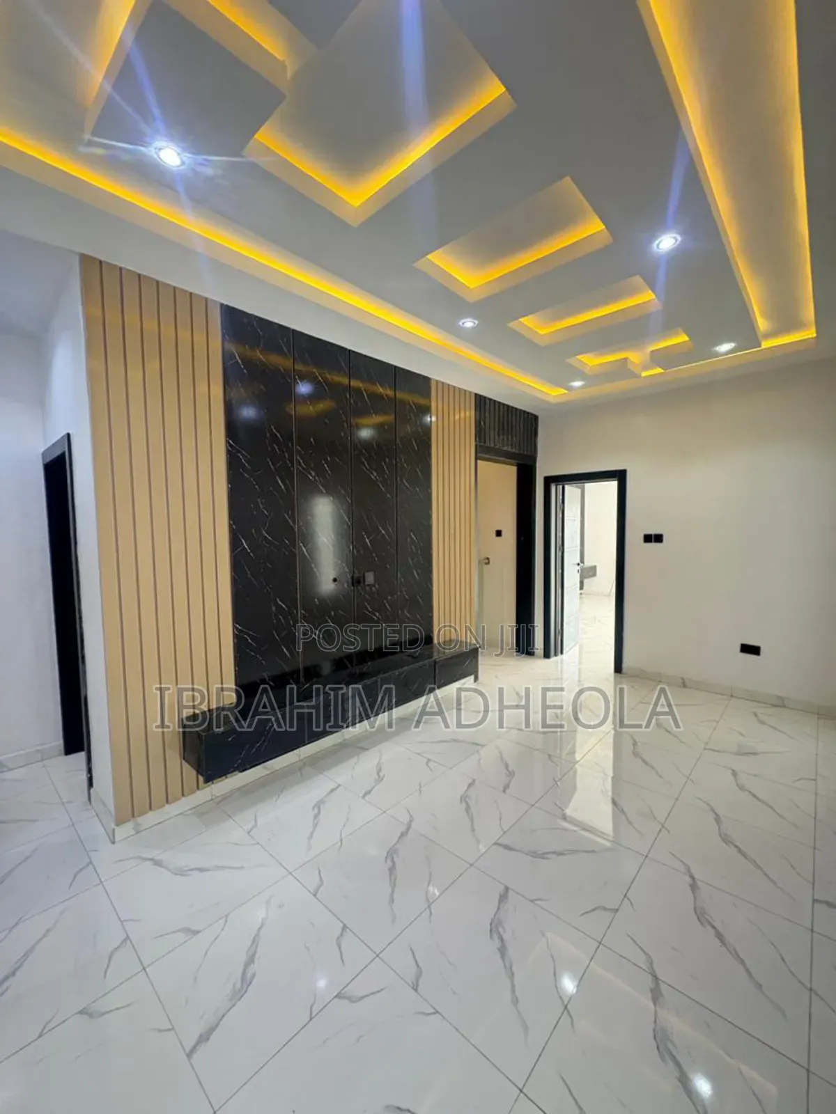 5bdrm Duplex in Secured Estate, New Oko Oba for sale