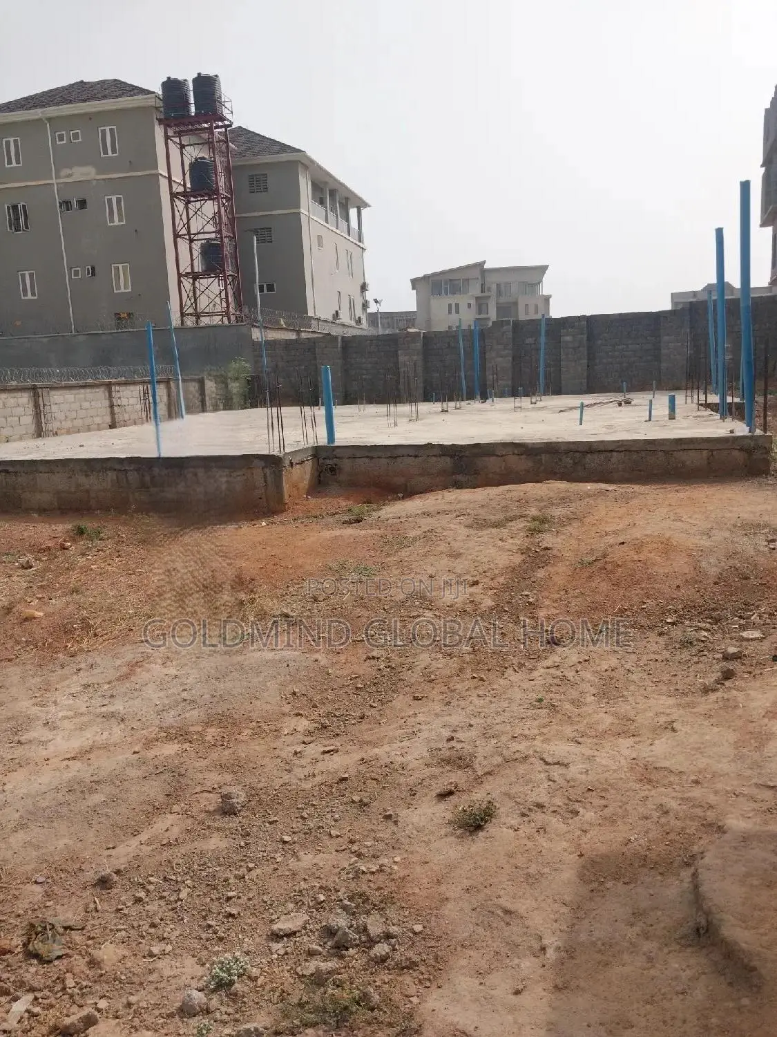 700 Square Metres of Land for Sale
