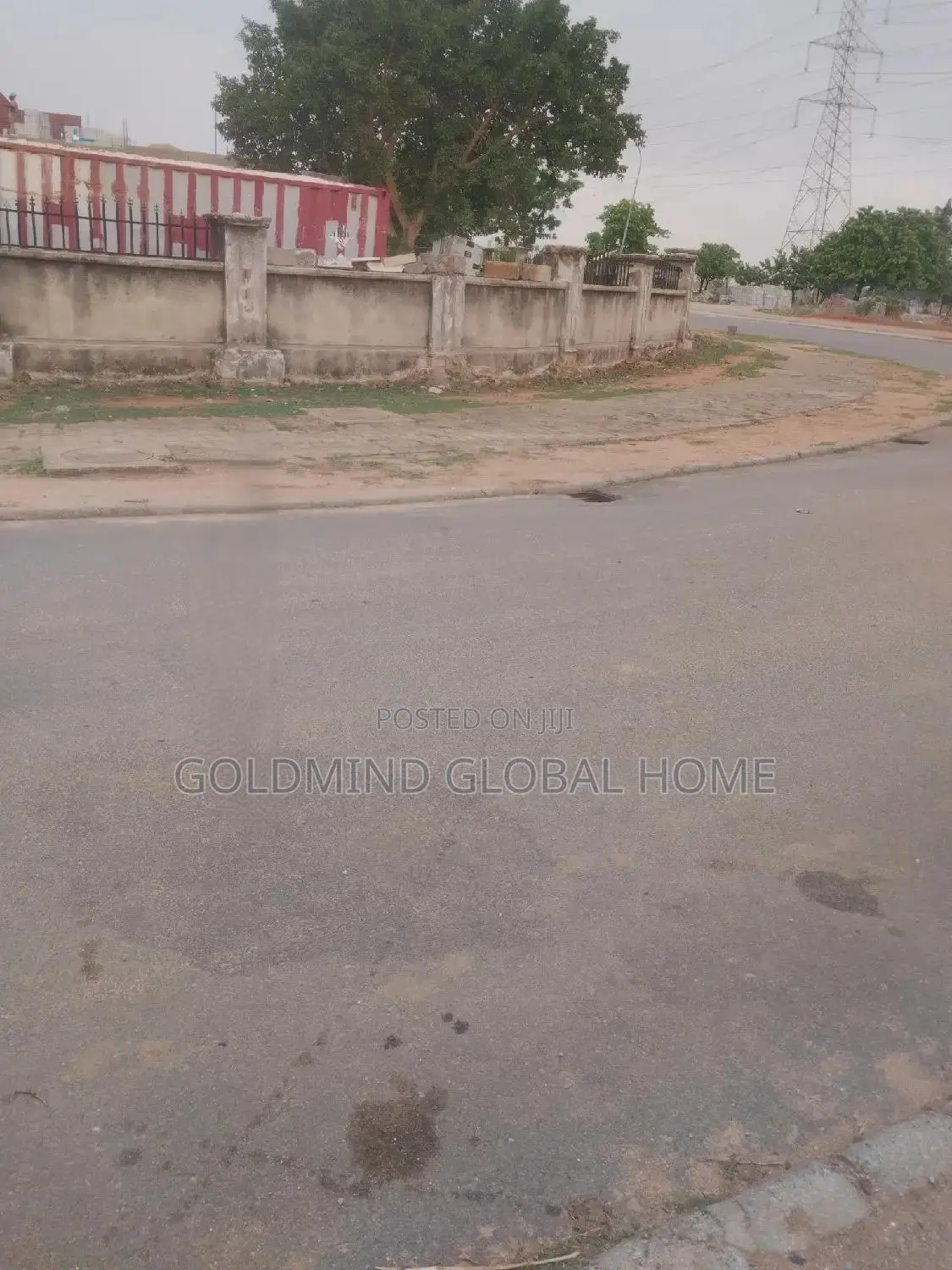 2700 Square Metres of Land for Sale in Katampe Extension