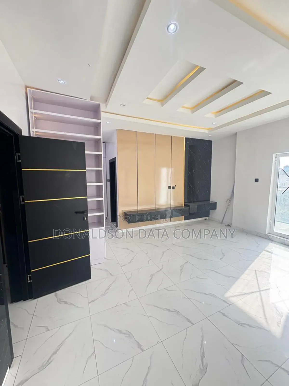 5bdrm Duplex in Amazing Grace Estate, Oko-Oba for sale