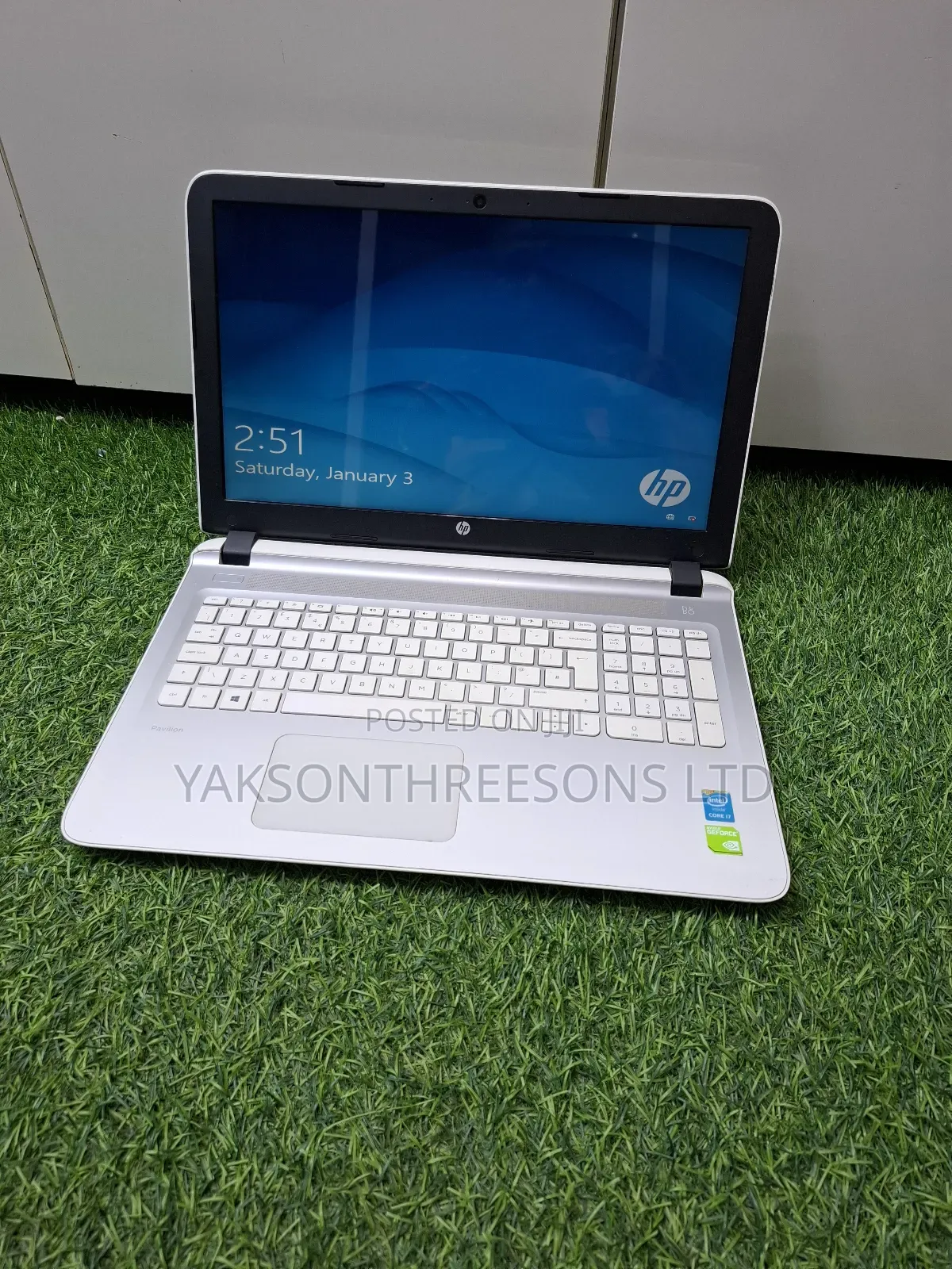 Laptop HP Pavilion 15-Eh0050wm 8GB Intel Core I7 HDD 1T