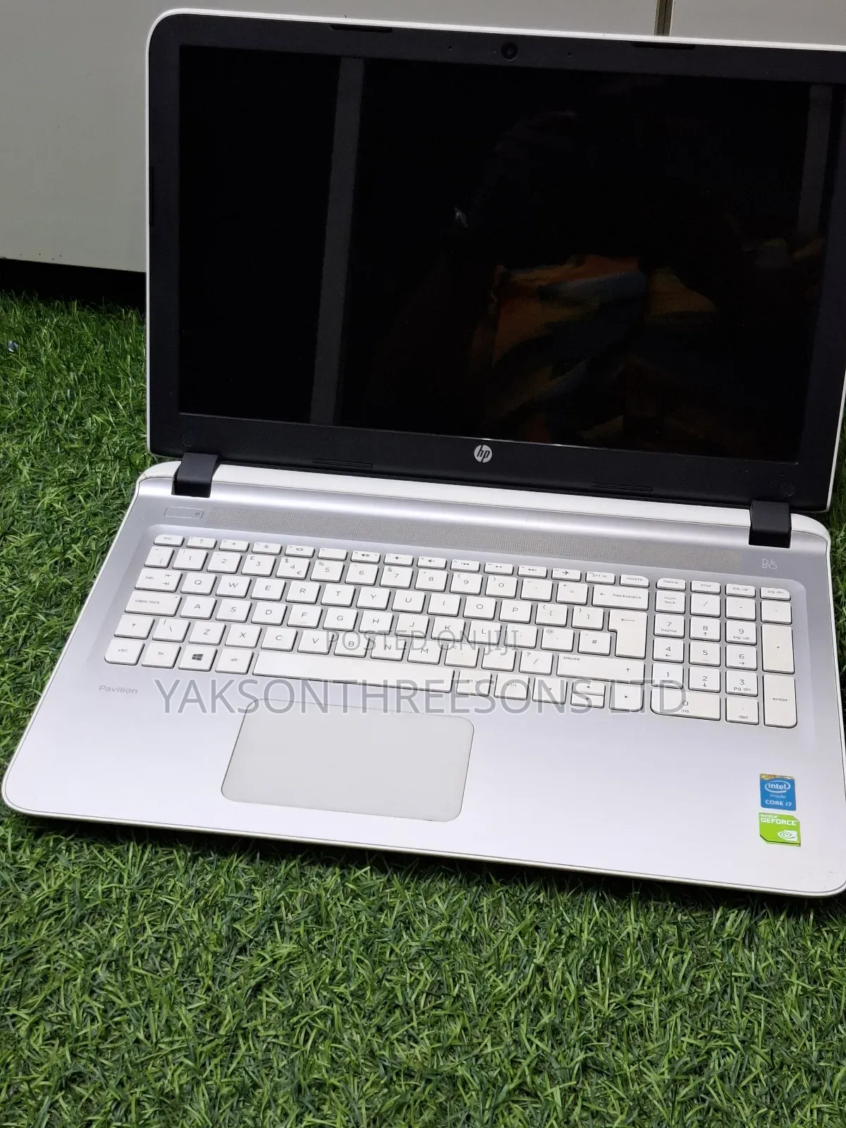 Laptop HP Pavilion 15-Eh0050wm 8GB Intel Core I7 HDD 1T