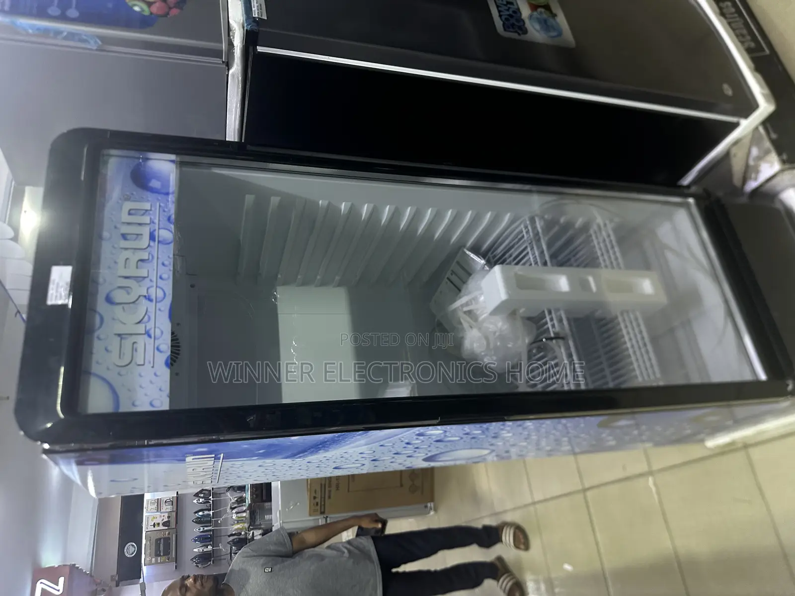 Skyrun Showcase 280s Display Refrigerator