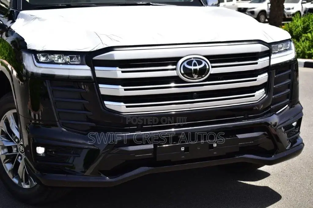 New Toyota Land Cruiser Base 4WD 2026 Black