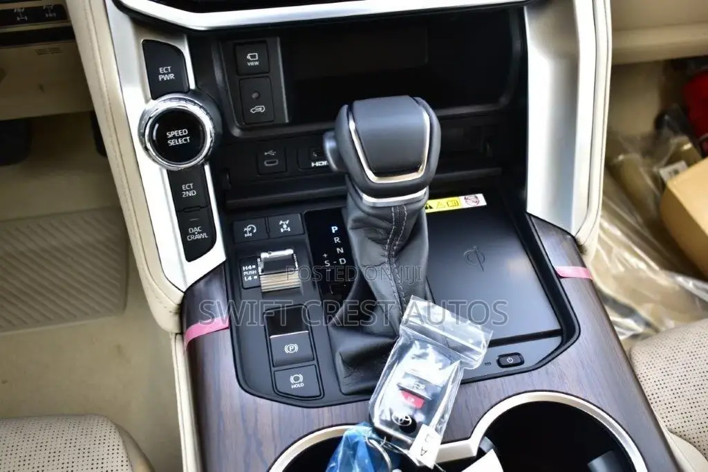 New Toyota Land Cruiser Base 4WD 2026 Black