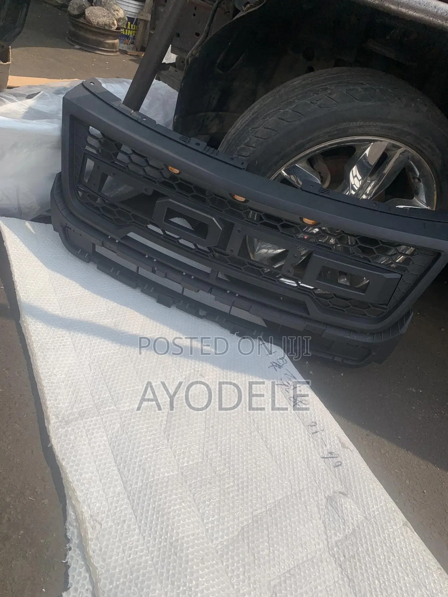 Ford Explorer Front Grill 2016 2017