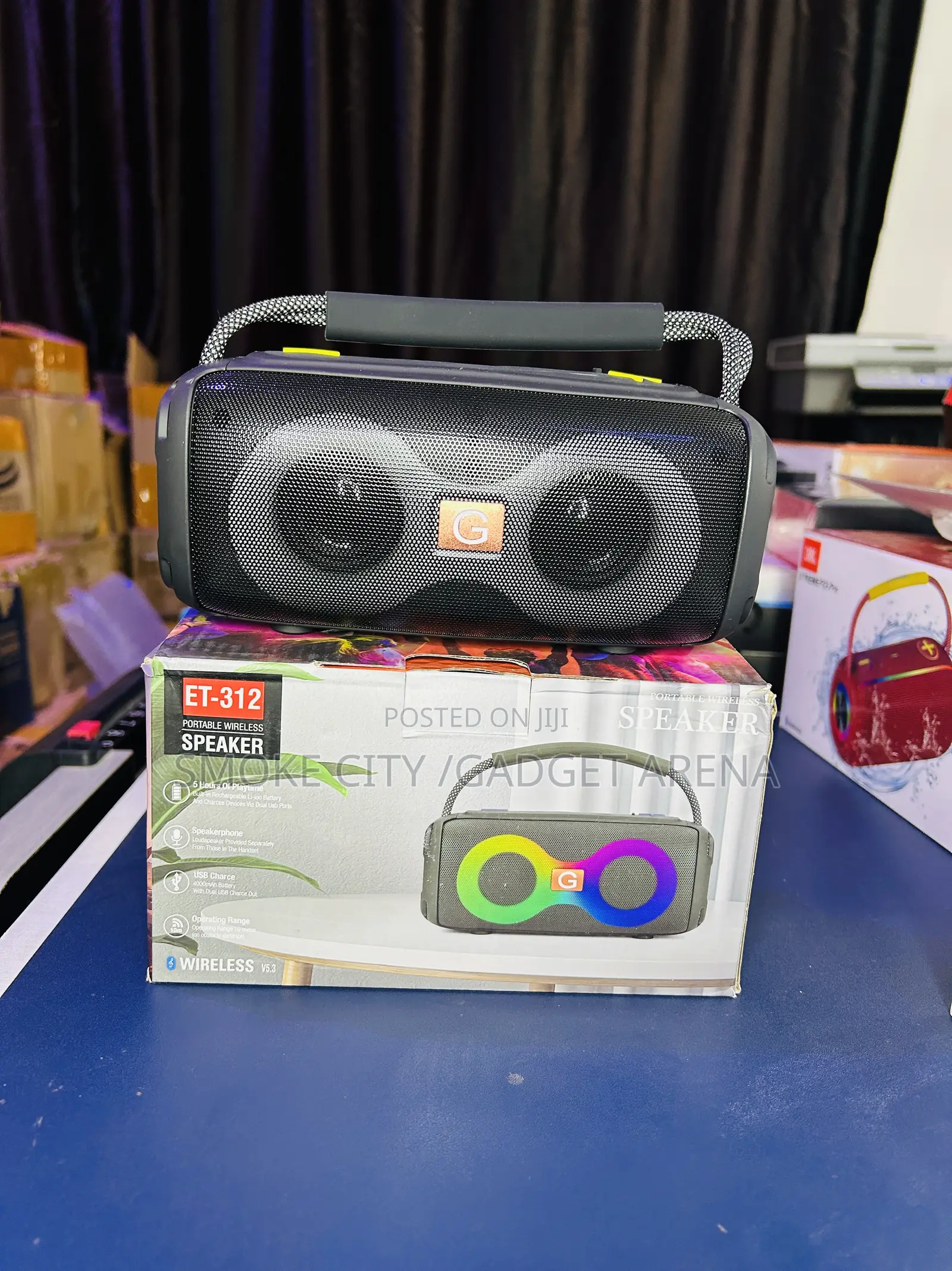 Et-312 Bluetooth Wireless Speaker Available in Black and Red Color