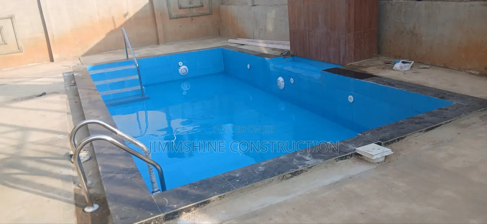 Swimming Pool With Pool Cover