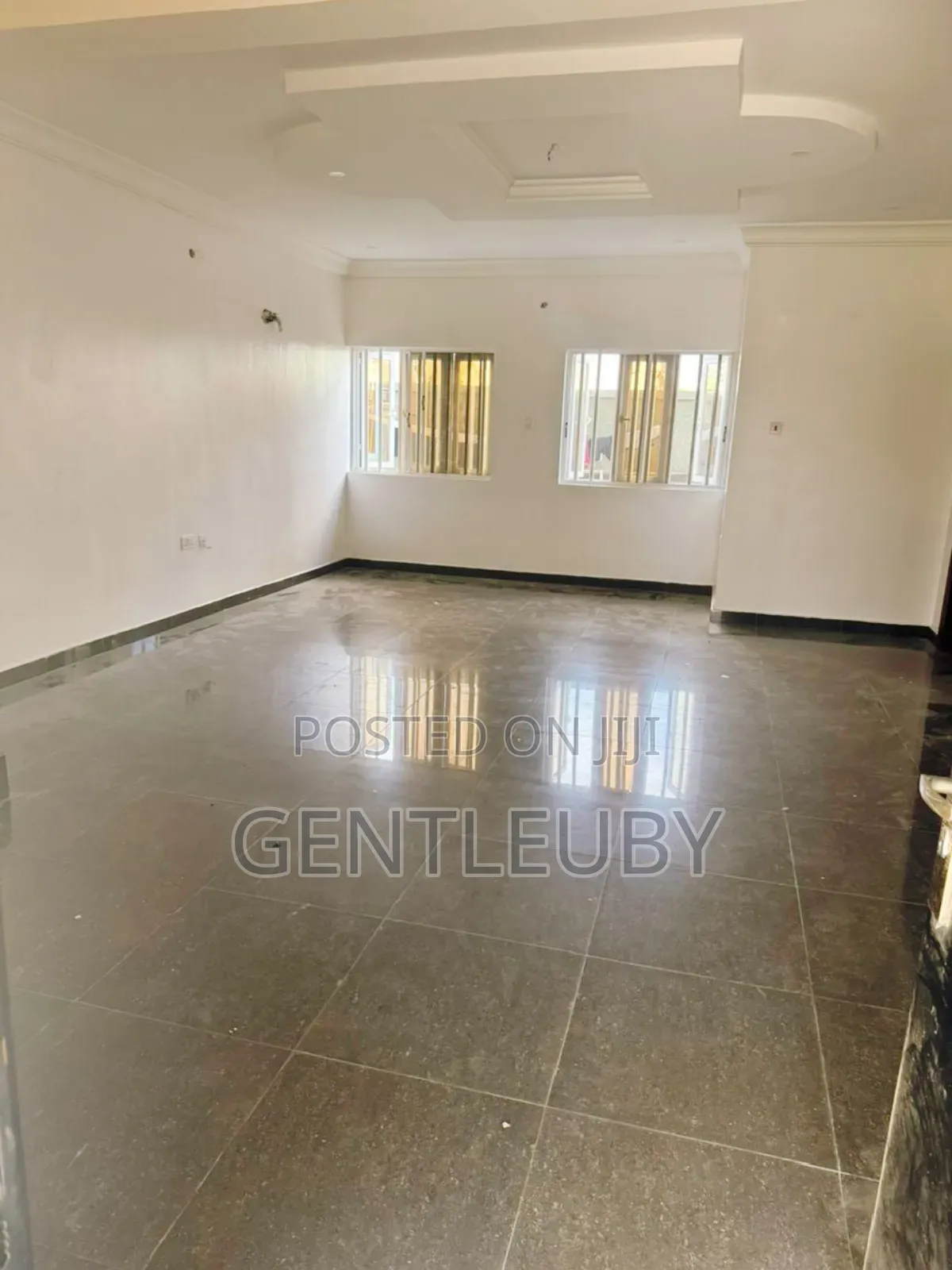 4bdrm Apartment in Agungi, Lekki Phase 2 for rent