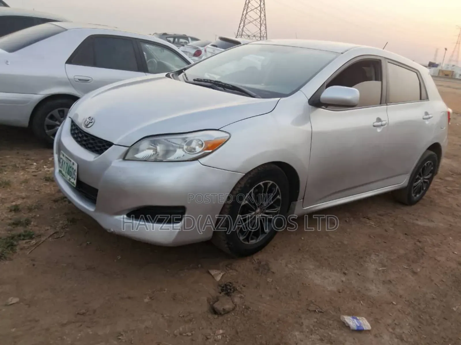 Toyota Matrix XRS Hatchback FWD (2.4L 4cyl 5A) 2010 Silver