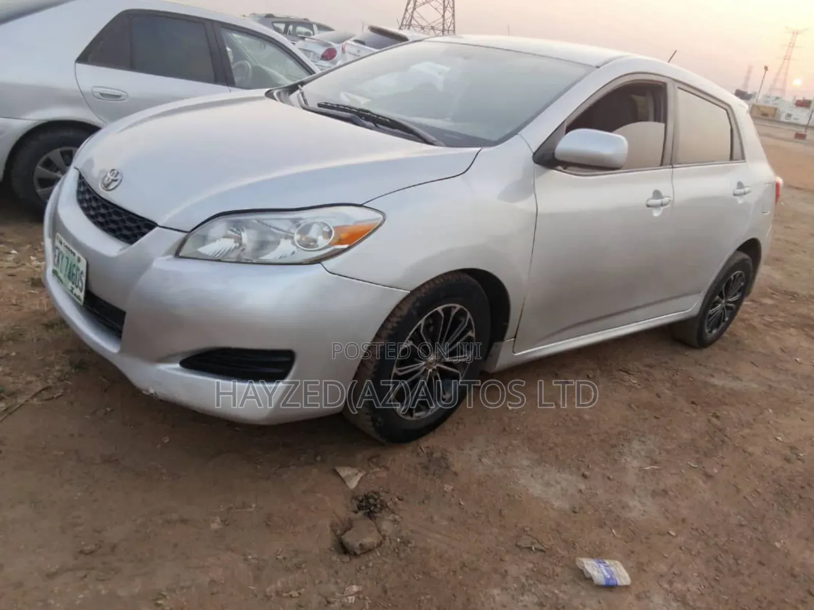 Toyota Matrix XRS Hatchback FWD (2.4L 4cyl 5A) 2010 Silver