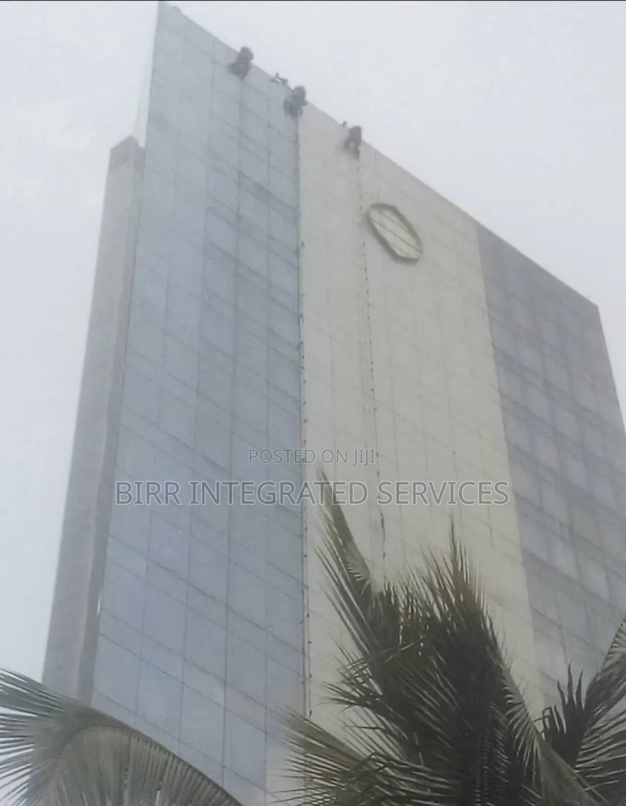 High Rise Building Facade Cleaning Pro