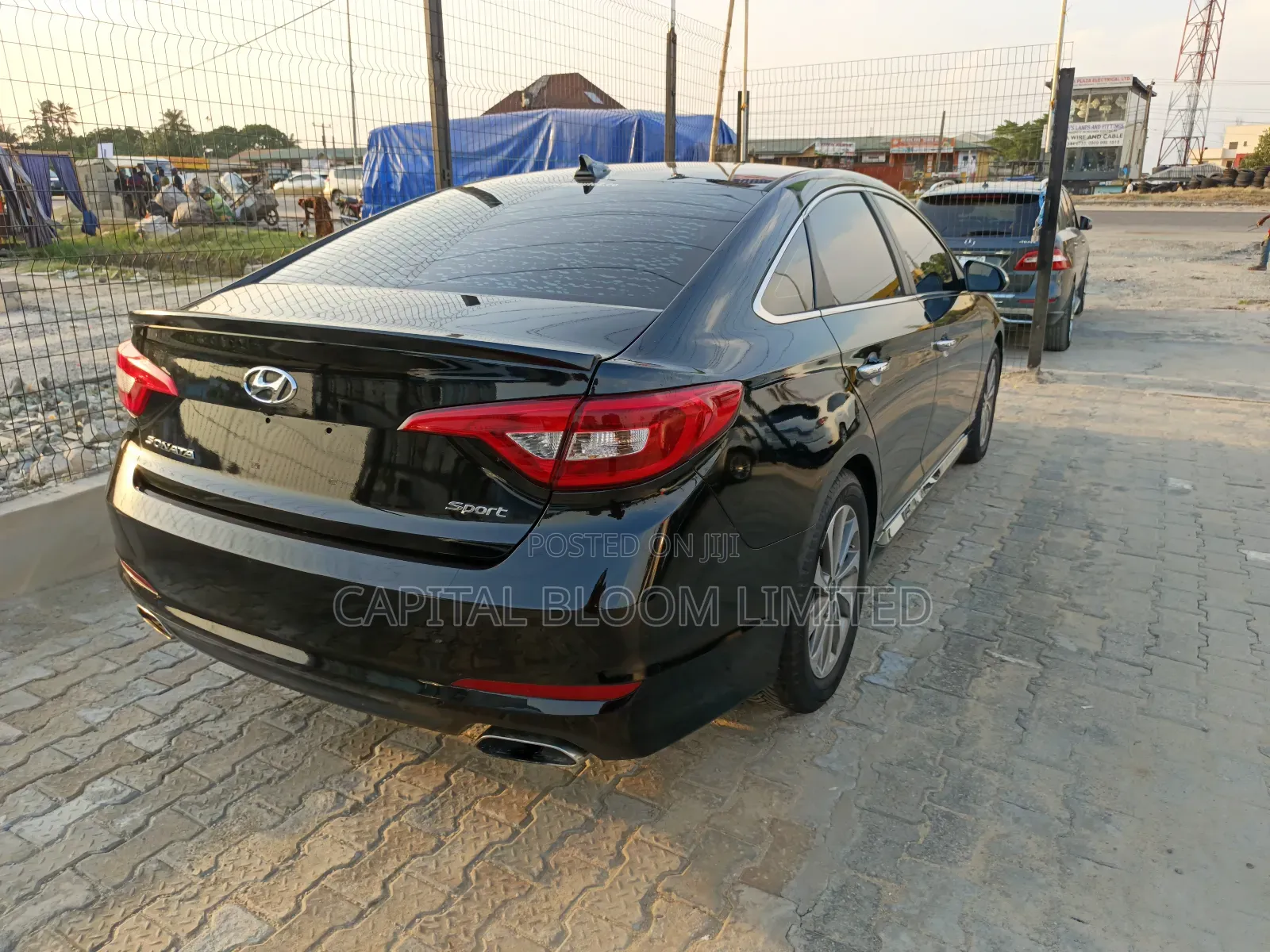 Hyundai Sonata Sport Sedan FWD (2.4L 4cyl 6A) 2017 Black