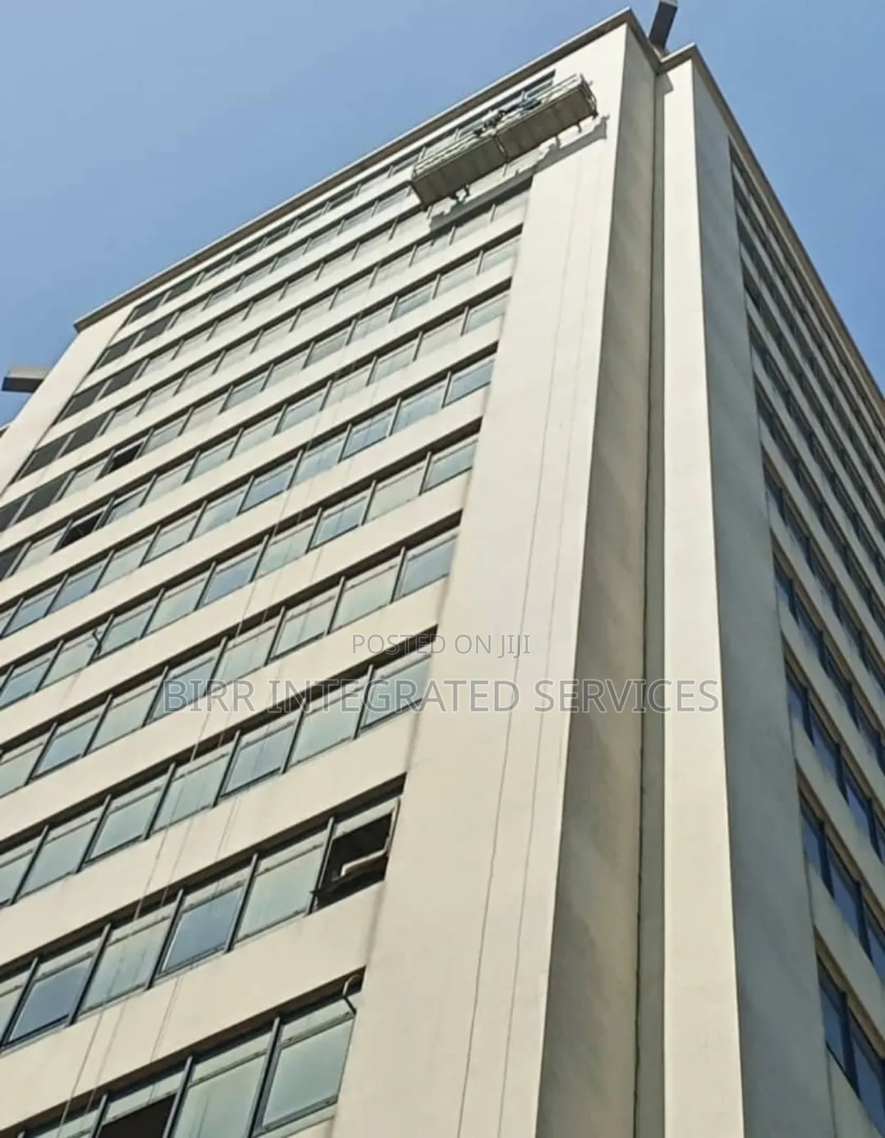 High Rise Building Facade Cleaning Pro